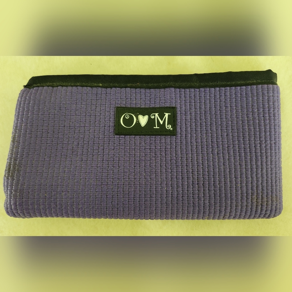 New wallet 8.25x4.25" Purple with black zipper